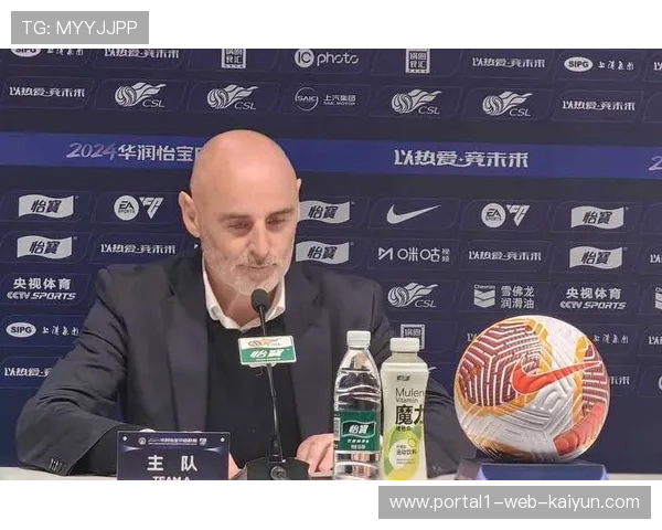 穆斯卡特应对海港伤病潮 战术调整与士气激励并重 穆斯卡特应对海港伤病潮 战术调整与士气激励并重