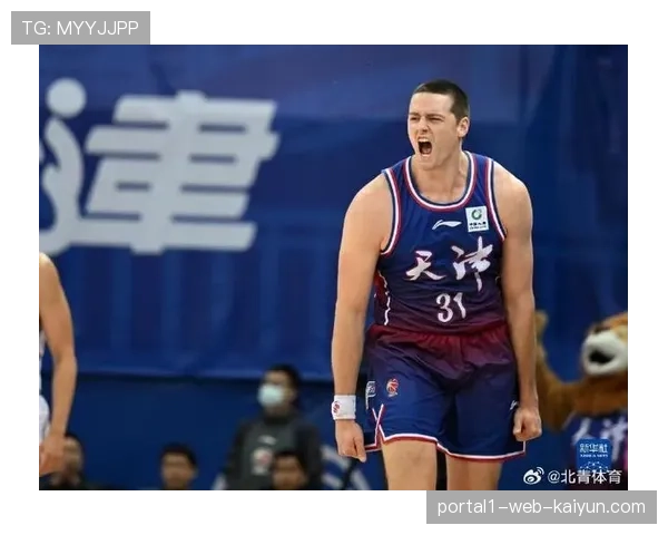 大卫詹姆斯13中10砍31分13板 天津队前场篮板拼抢积极性高涨